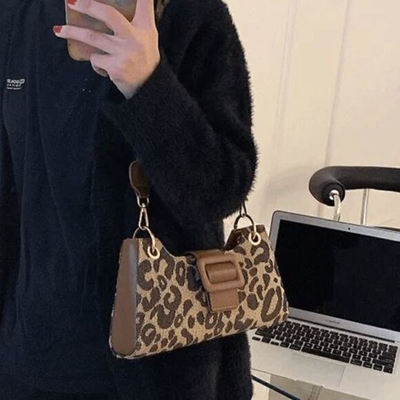 2/$30 Ladies Brown Leopard Shoulder Purse - Picture 3 of 5